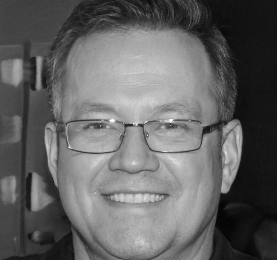 Леонард Тавернье - ведущий аналитик Ruxly Syxer